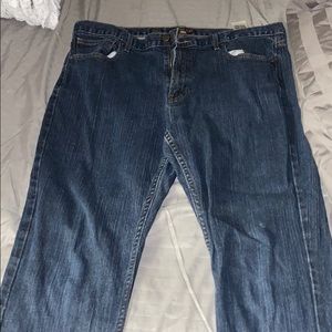 Tailored fit jeans